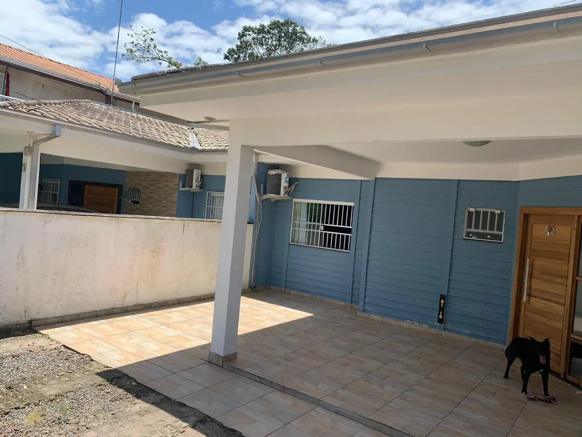 Vila Casa Para Familia Com Piscina 500 Metros Da Praia Itapoa  0*, Itapoa (Santa Catarina)